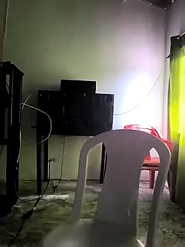 Snapshot of giannis090 chatting on October 2025 07:47:01 PM giannis090 online show from October 2025 07:47:01 PM