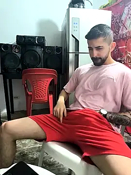 Snapshot of giannis090 chatting on November 2025 09:13:02 PM giannis090 online show from November 2025 09:13:02 PM