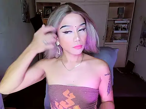 YourNikkieXxx online show from October 2025 03:34:04 PM