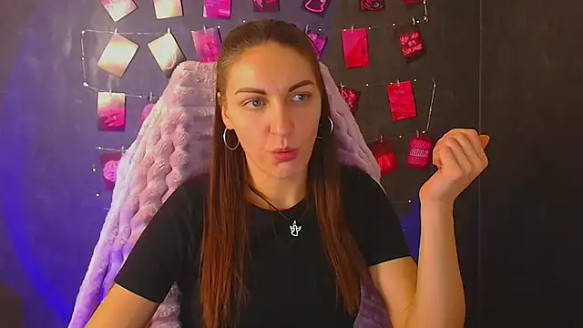 Snapshot of Aurora_Loveu chatting on October 2025 10:08:02 PM Aurora Loveu online show from October 2025 10:08:02 PM