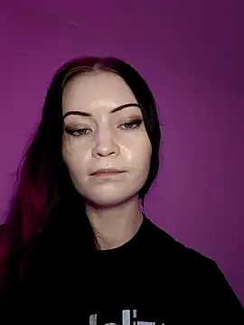 Snapshot of DragonFoxie chatting on October 2025 01:45:01 PM DragonFoxie online show from October 2025 01:45:01 PM