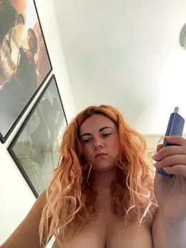 yourfoxy2897 online show from September 2025 12:18:01 PM