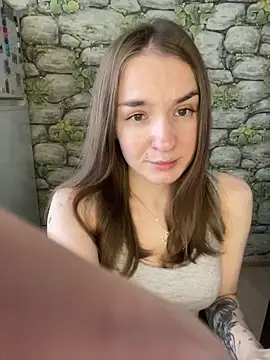 SmileForMee online show from September 2025 12:08:02 PM