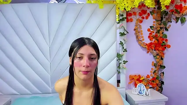 Snapshot of _Luna_Bennett chatting on October 2025 02:16:01 PM Luna Bennett online show from October 2025 02:16:01 PM