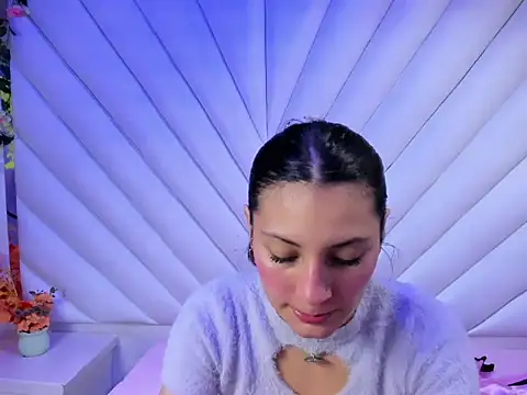 Snapshot of _Luna_Bennett chatting on November 2025 01:21:02 PM Luna Bennett online show from November 2025 01:21:02 PM