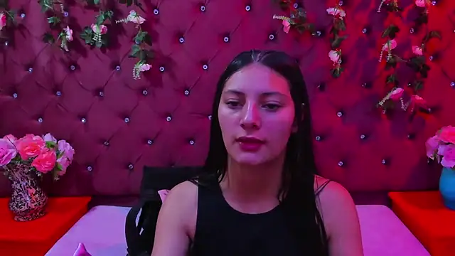 Snapshot of _Luna_Bennett chatting on November 2025 01:20:01 PM Luna Bennett online show from November 2025 01:20:01 PM