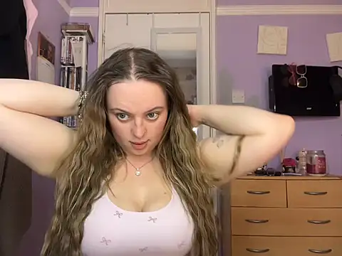 Snapshot of SexySashaxox chatting on November 2025 09:37:01 PM SexySashaxox online show from November 2025 09:37:01 PM