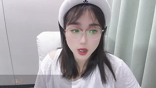 Honeysexy-1 online show from October 2025 03:14:02 PM