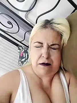 MarielaFerrer online show from September 2025 06:30:02 PM