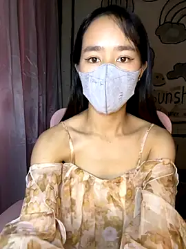 TiNa 04 online show from October 2025 04:07:01 AM