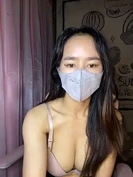 TiNa 04 online show from October 2025 10:55:01 AM