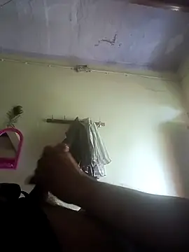 Horlic11009   online show from October 2025 07:17:02 AM