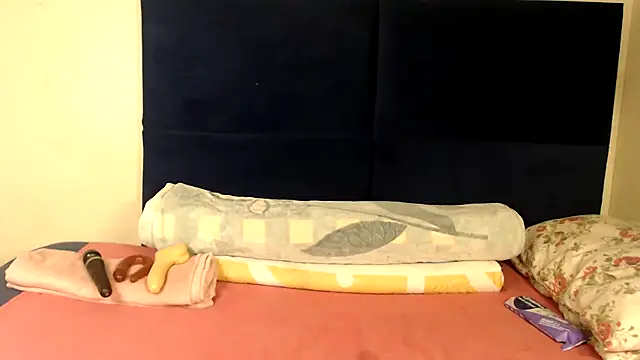 Snapshot of Sexy-Momo chatting on October 2025 09:23:01 PM Sexy-Momo online show from October 2025 09:23:01 PM