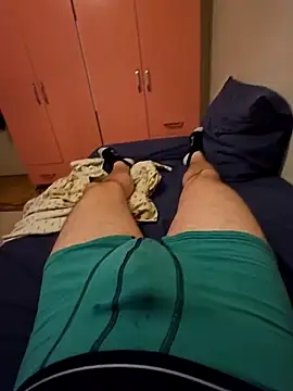 horny-dronah online show from September 2025 11:28:02 PM