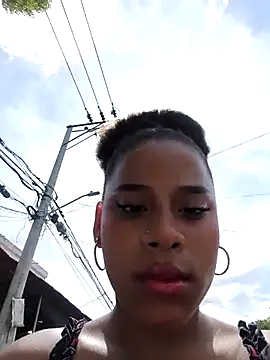 Mia-sensual online show from November 2025 06:10:01 PM