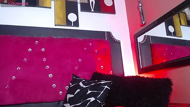 Snapshot of Engeelll chatting on October 2025 07:41:01 PM Engeelll online show from October 2025 07:41:01 PM