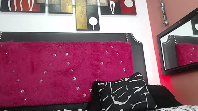 Snapshot of Engeelll chatting on November 2025 08:08:01 PM Engeelll online show from November 2025 08:08:01 PM