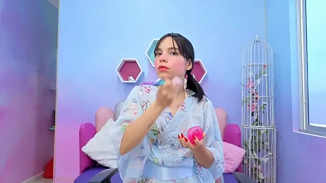 Issa Skinny  online show from September 2025 11:37:02 AM