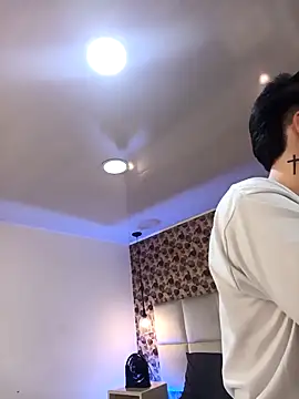 Snapshot of SpencerMontgomery chatting on October 2025 06:26:01 PM SpencerMontgomery online show from October 2025 06:26:01 PM