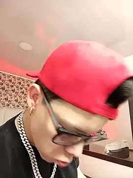 Snapshot of SpencerMontgomery chatting on October 2025 07:00:01 PM SpencerMontgomery online show from October 2025 07:00:01 PM