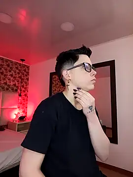 Snapshot of SpencerMontgomery chatting on November 2025 05:04:01 PM SpencerMontgomery online show from November 2025 05:04:01 PM