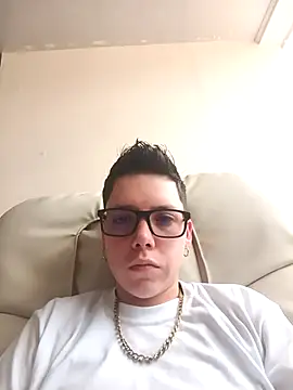 Snapshot of SpencerMontgomery chatting on November 2025 06:20:02 PM SpencerMontgomery online show from November 2025 06:20:02 PM