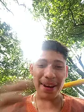 elfernh online show from October 2025 05:55:01 PM