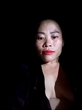 CoMay003 online show from October 2025 01:06:02 PM