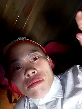 CoMay003 online show from October 2025 09:51:01 AM