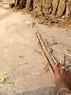 Snapshot of SHABNAM_G chatting on December 2025 08:08:02 AM SHABNAM G online show from December 2025 08:08:02 AM