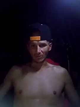 Snapshot of Romance32 chatting on October 2025 06:05:02 AM Romance32 online show from October 2025 06:05:02 AM