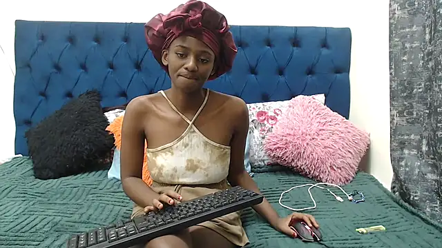 Snapshot of SWEET_BABYFACE chatting on September 2025 02:07:02 PM SWEET BABYFACE online show from September 2025 02:07:02 PM