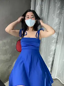 Snapshot of Voyerra_g chatting on November 2025 01:28:02 AM Voyerra g online show from November 2025 01:28:02 AM