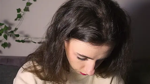 DeneenTurja online show from November 2025 12:15:01 PM