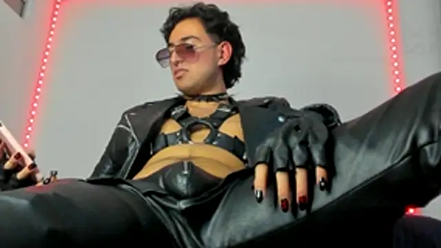 Alexxx savage online show from November 2025 04:23:02 AM