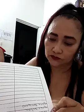 Snapshot of linda_luna29 chatting on November 2025 03:15:01 AM linda luna29 online show from November 2025 03:15:01 AM