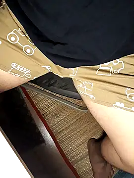 MinhTuan2002 online show from September 2025 09:37:01 PM