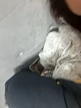 Anayssa  online show from October 2025 09:12:02 PM