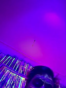 3615-ULLA online show from October 2025 05:15:02 AM