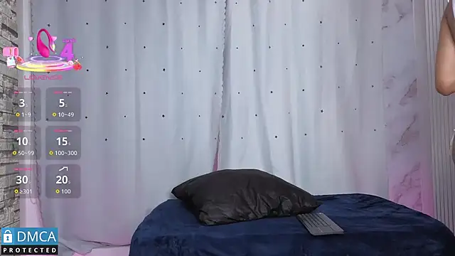 Clhoee  online show from October 2025 03:14:01 AM