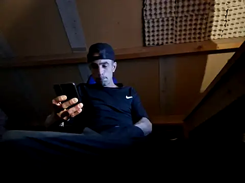 Snapshot of kompiee chatting on October 2025 10:38:01 PM kompiee online show from October 2025 10:38:01 PM