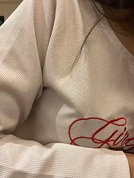   BabyShowPublic   online show from October 2025 01:00:02 PM