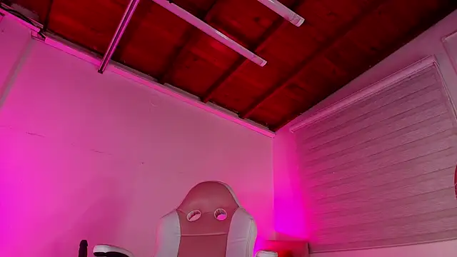 emma madi online show from September 2025 11:57:01 AM