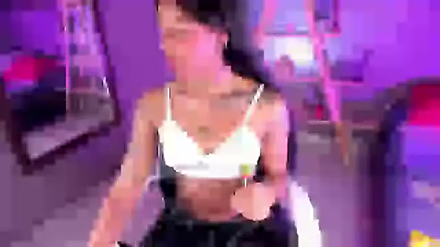 nyxmoonhells online show from October 2025 08:28:01 PM