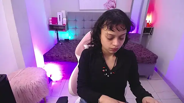 LadyWawy online show from September 2025 12:52:02 PM