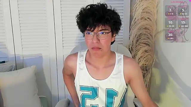 miilo wolf online show from September 2025 12:20:01 PM