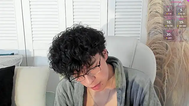 miilo wolf online show from September 2025 12:32:01 PM