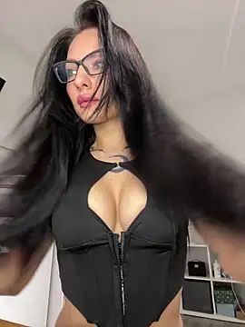 Snapshot of kaonasssiii chatting on September 2025 04:30:01 PM kaonasssiii online show from September 2025 04:30:01 PM