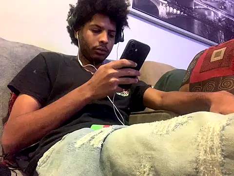 Snapshot of Insurance-03 chatting on October 2025 08:14:01 AM Insurance-03 online show from October 2025 08:14:01 AM