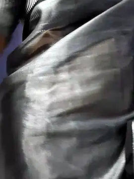 mallu-lover online show from October 2025 02:48:01 PM